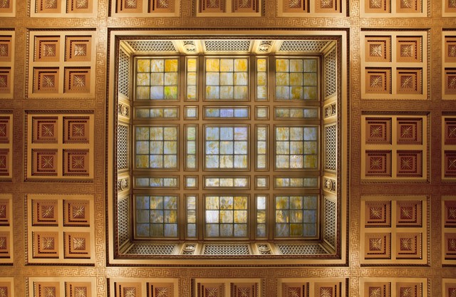 Supremecourt_ceiling_and_skylight_standard