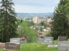 2018_cemetery_view_toward_city_medium
