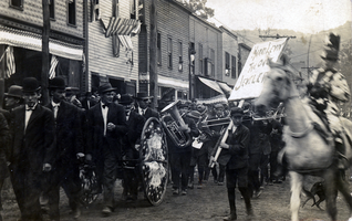 Richwood_parade_1911_medium